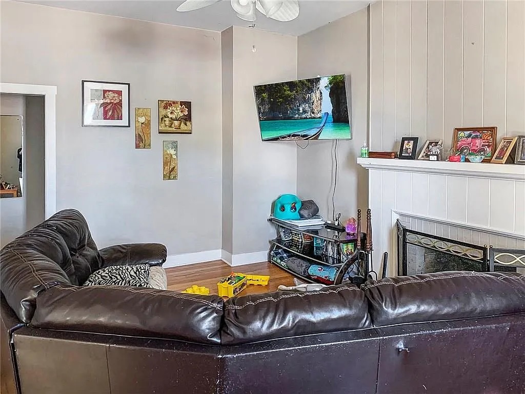 Property thumbnail image
