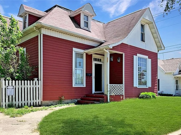 Property main image